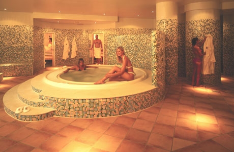 Uw stedentrip naar  Golden Bahia De Tossa, Bron: Peter Langhout