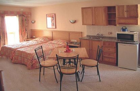 Uw stedentrip naar Hotel Bayview  Apartments, Bron: Peter Langhout