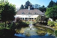  Golden Tulip Victoria