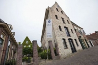 Hotel Almenum   Stadslogement Harlingen